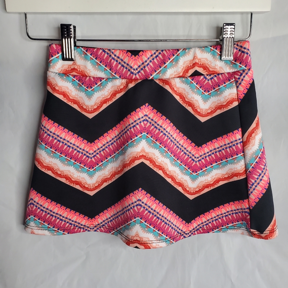 💜 Girl's Miss Majesty Chevron Patterned Skirt